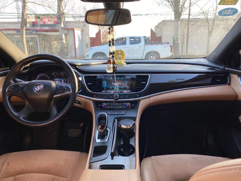 保定17年别克君越8