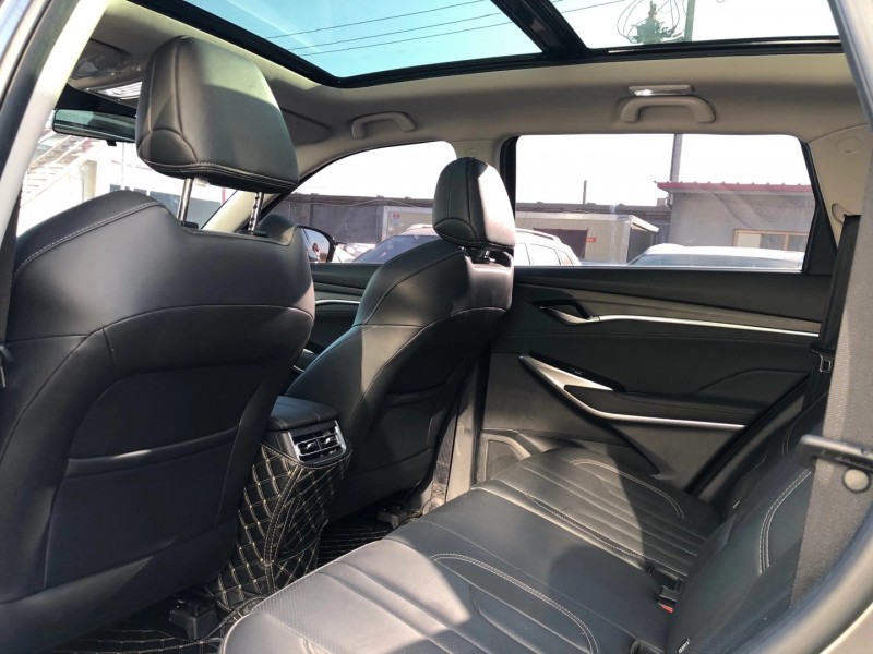 保定20年长安汽车长安CS751