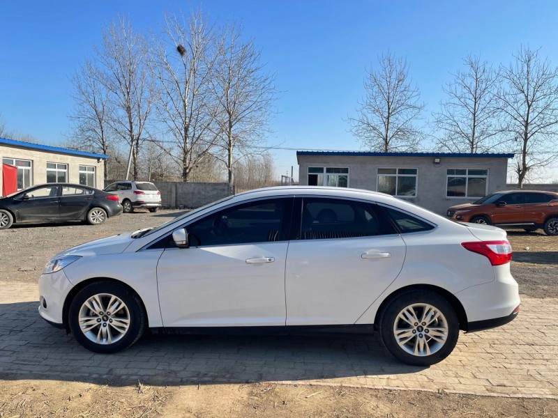 保定14年福特福克斯3