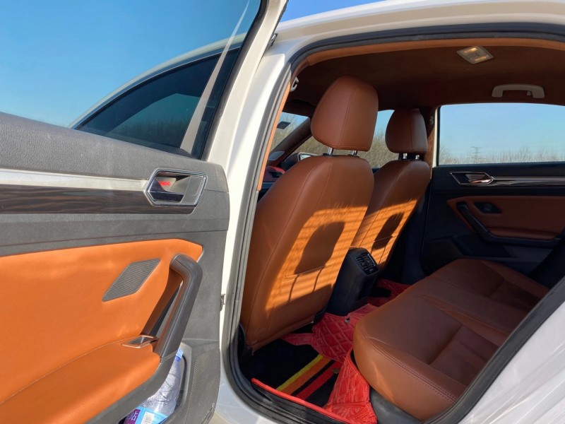 保定16年大众凌渡3