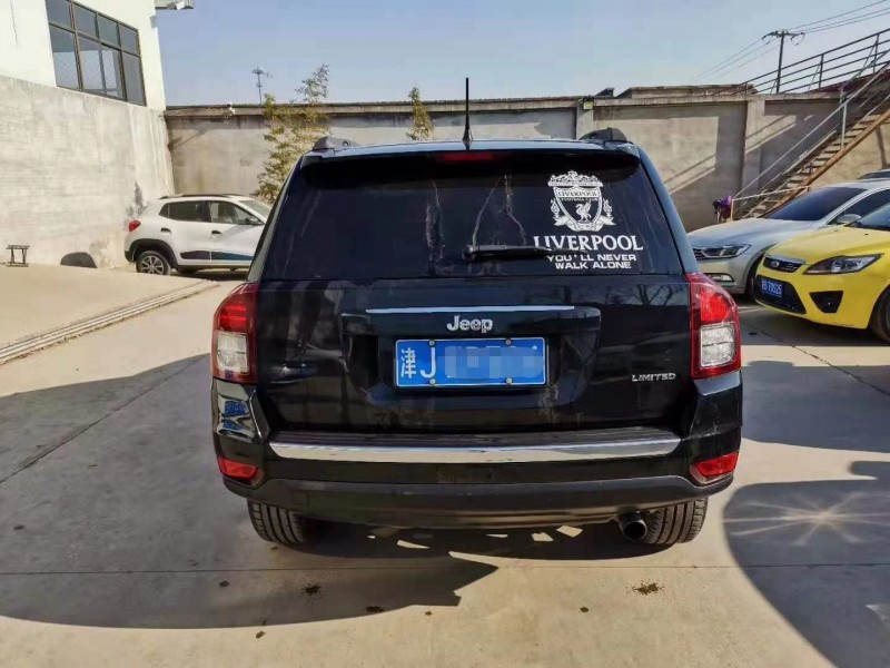 保定15年Jeep指南者1