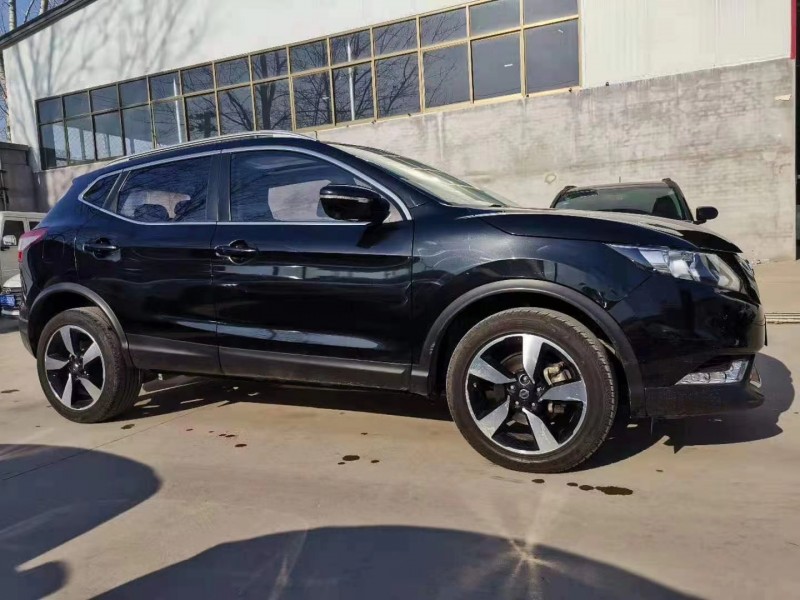 保定16年日产逍客2