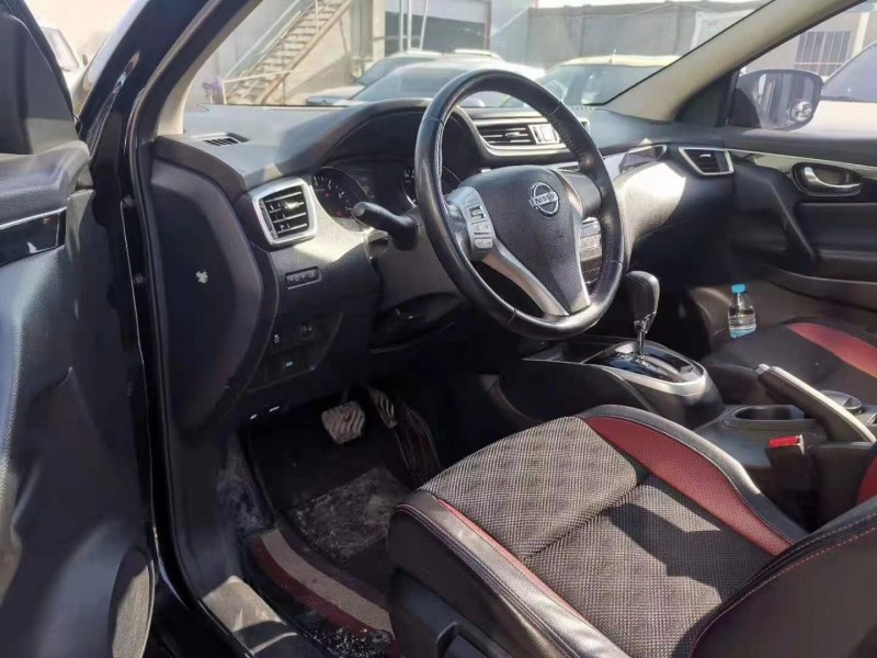 保定16年日产逍客6