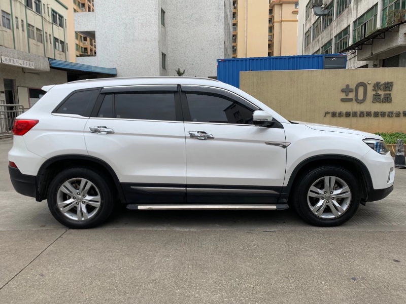 中山17年长安汽车长安CS752