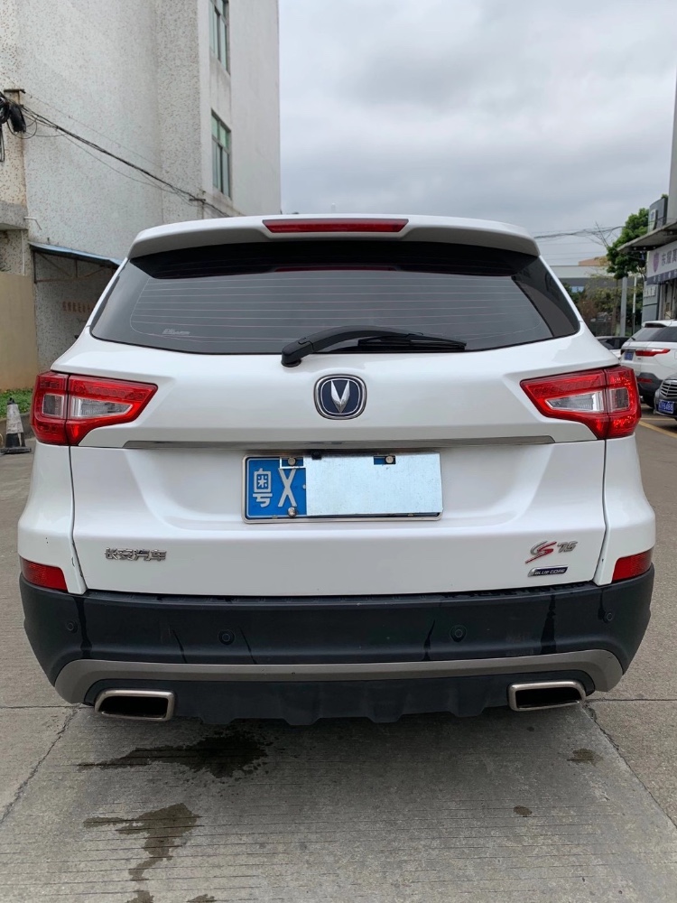 中山17年长安汽车长安CS754