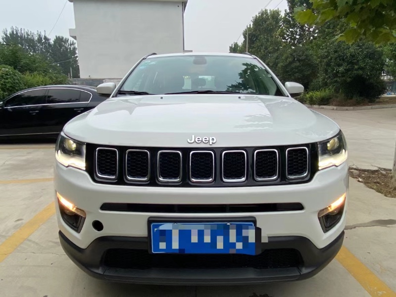 東營17年Jeep指南者2