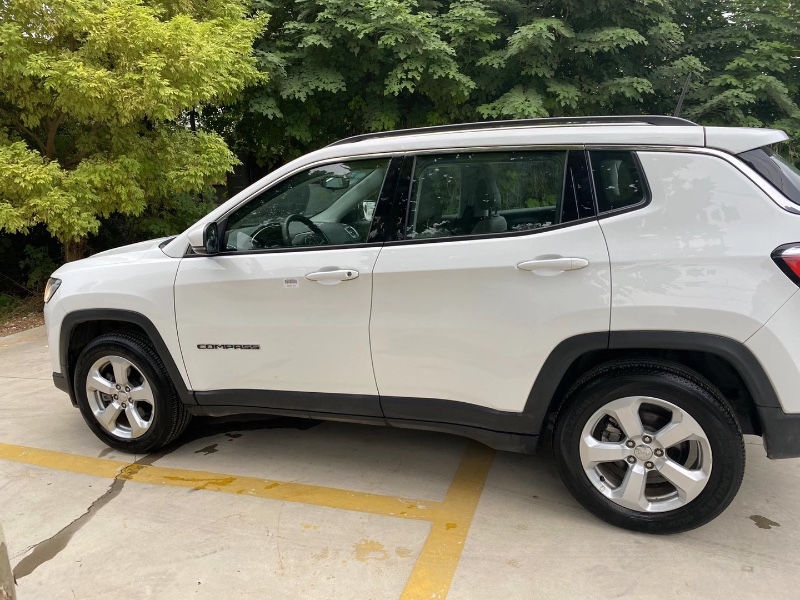 東營17年Jeep指南者1