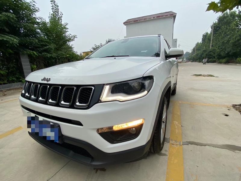 東營17年Jeep指南者4
