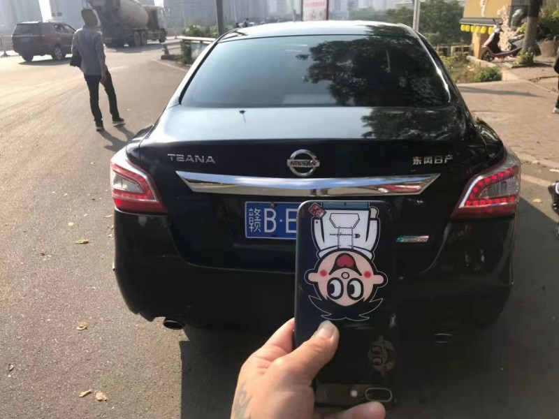 贛州14年日產天籟4