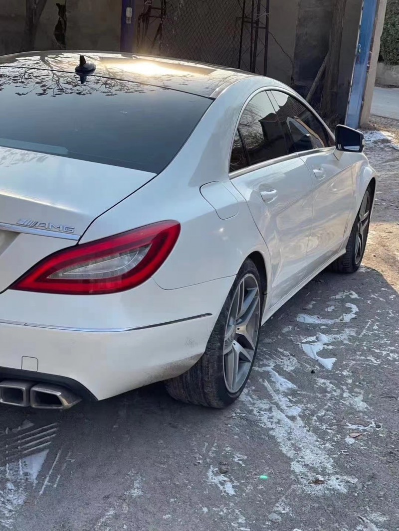 武汉14年奔驰CLS5