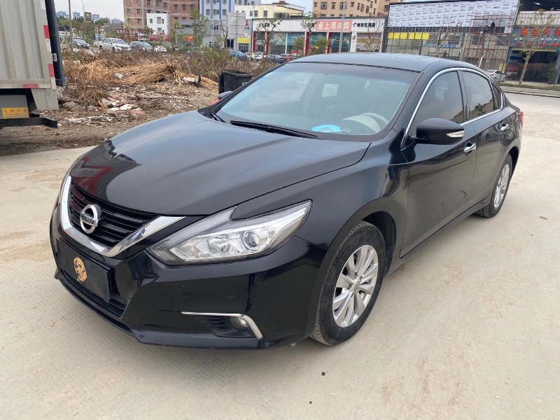 广州18年日产天籁5