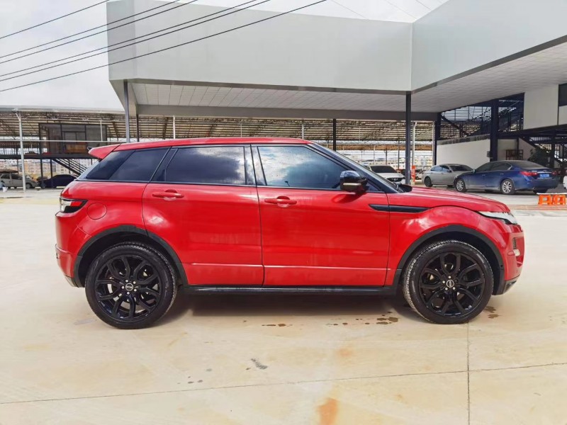 深圳12年路虎极光7