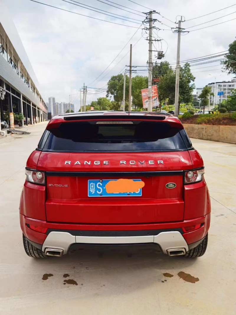 深圳12年路虎极光8