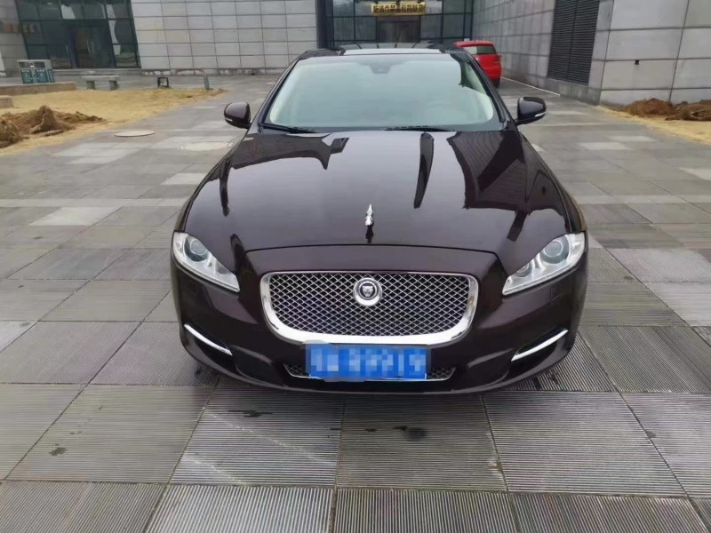 泰安14年捷豹XJ1