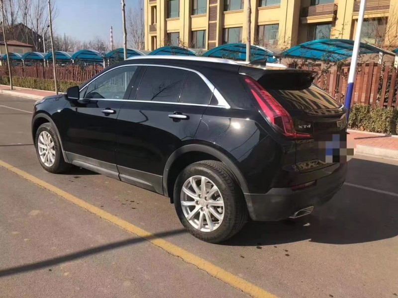 上海20年凱迪拉克XT44