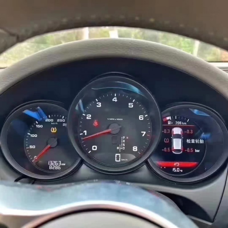 杭州17年保時捷Macan5
