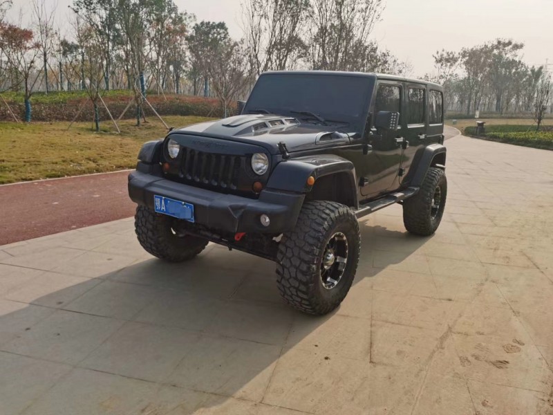 济宁13年Jeep牧马人8