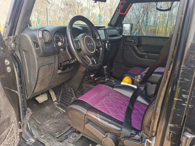 济宁13年Jeep牧马人5