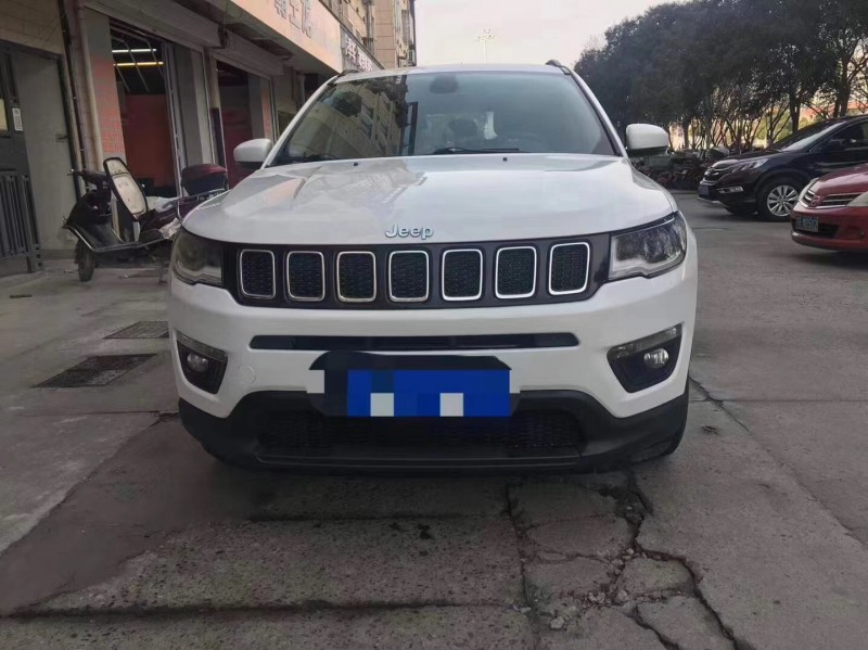 連云港17年Jeep指南者1