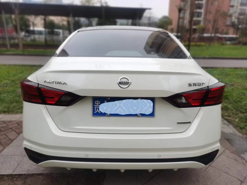 武汉19年日产天籁5