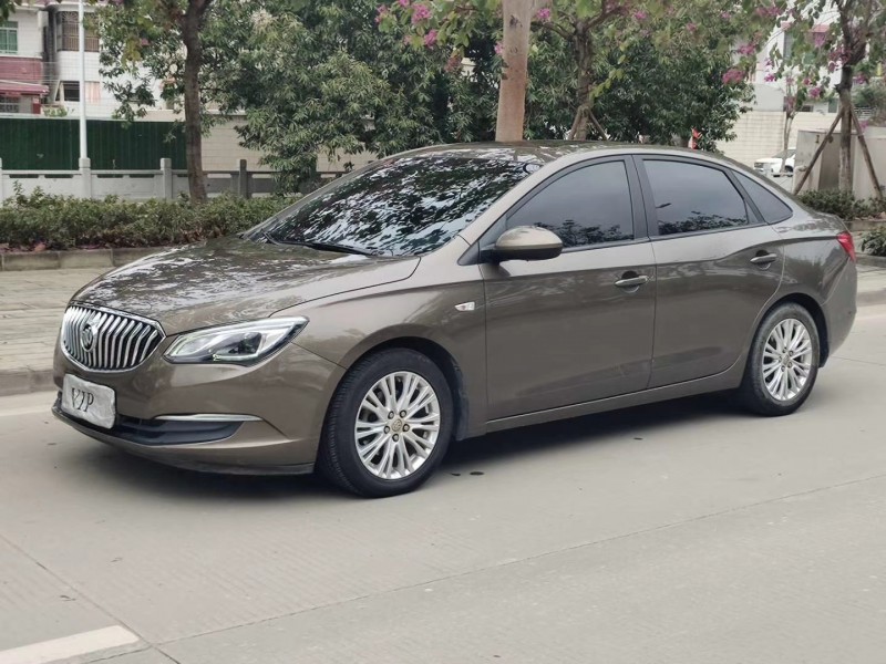 中山17年别克英朗7