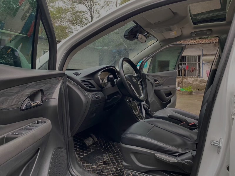 成都16年别克昂科拉6