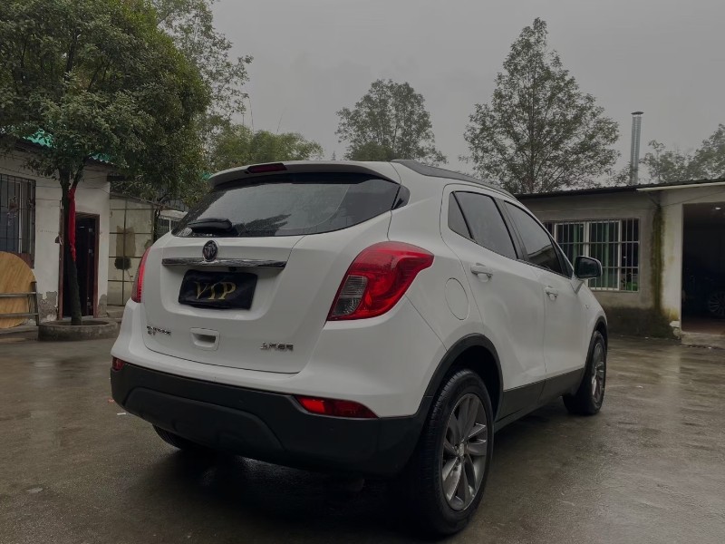 成都16年别克昂科拉2