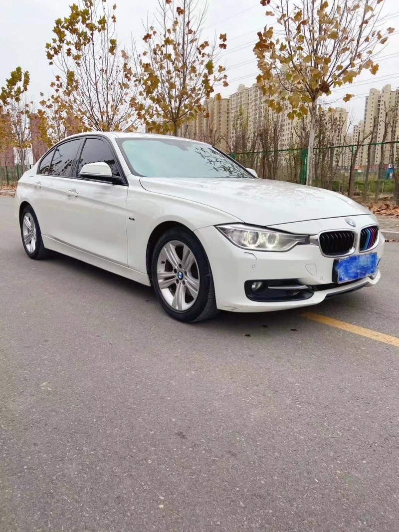济南15年宝马3系8