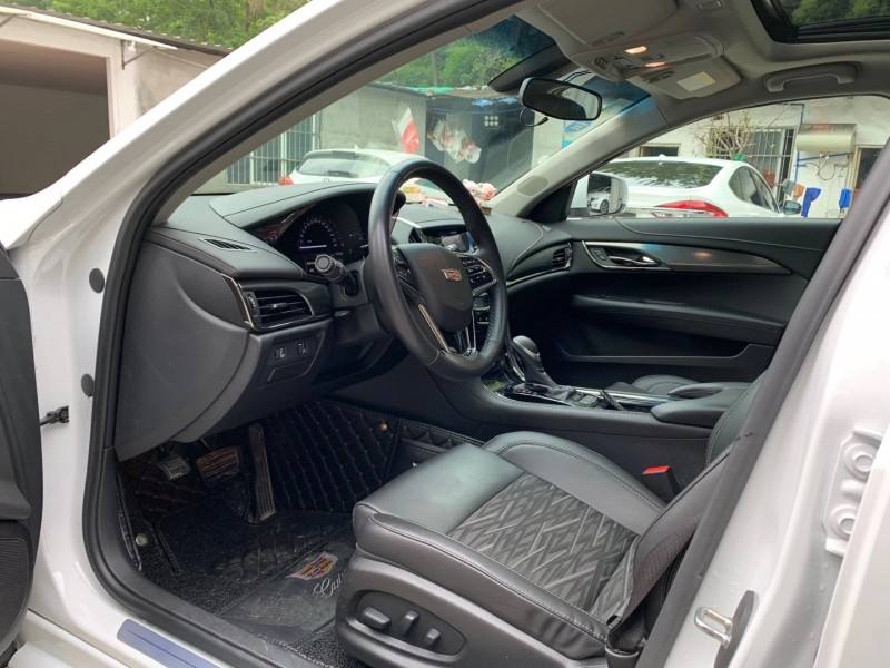 成都19年凯迪拉克ATS-L6