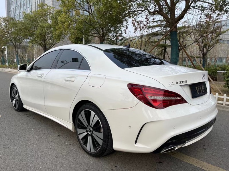 盐城18年奔驰CLA4