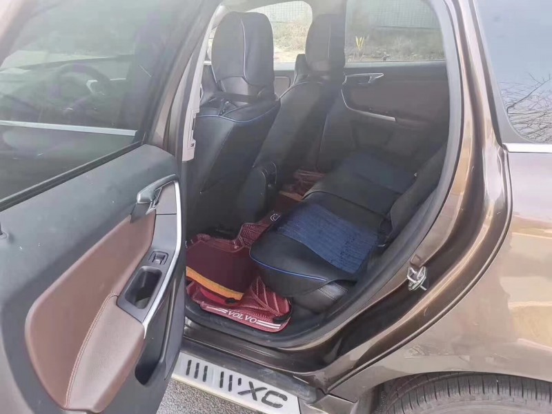 成都14年沃尔沃XC608
