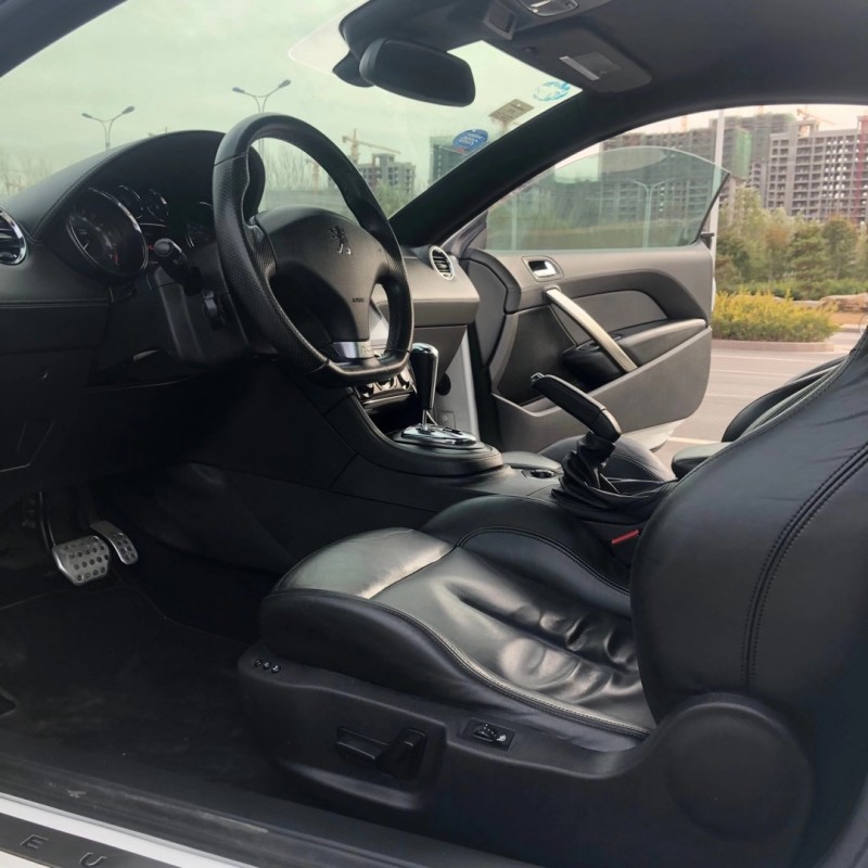 北京12年标致RCZ4