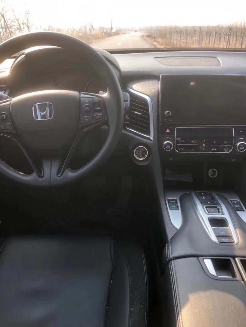 济南17年本田冠道3