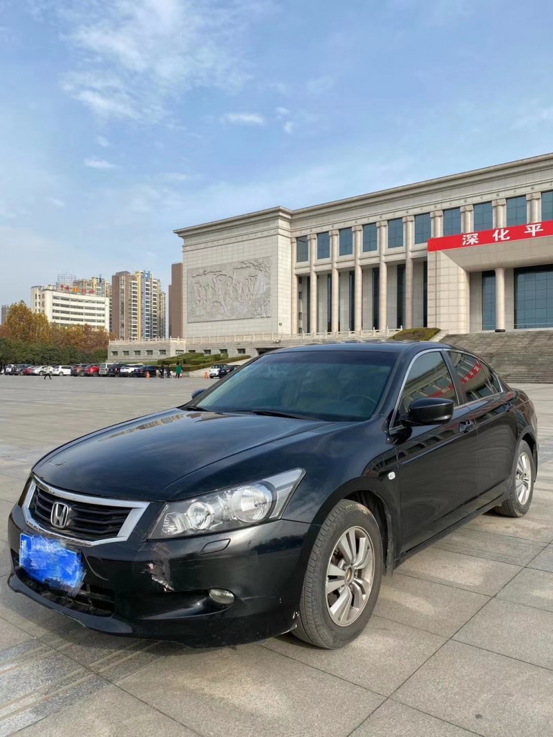 郑州10年本田雅阁2