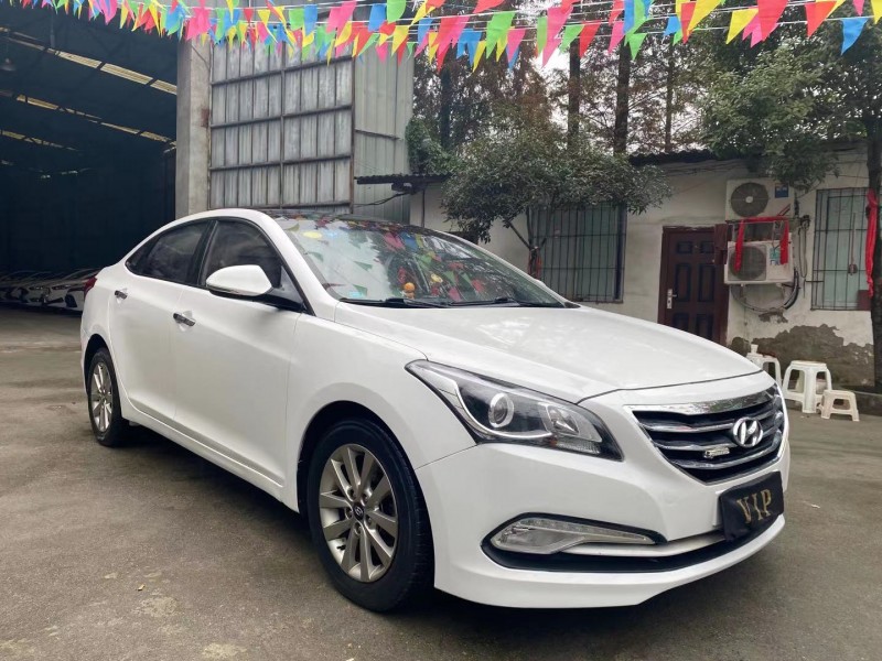 成都16年现代名图9