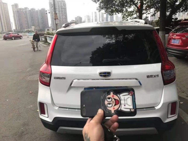 贛州18年吉利遠景X66