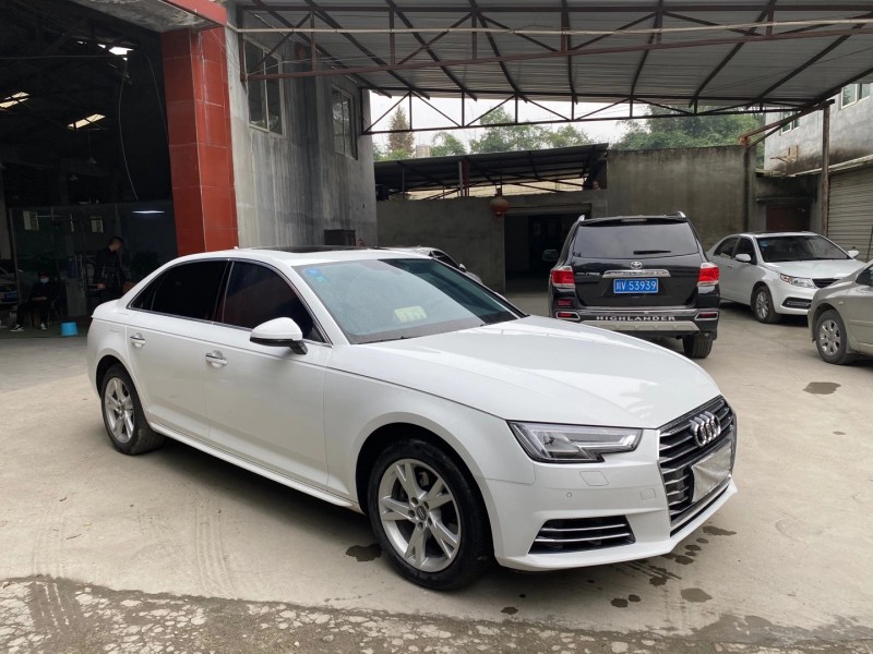 成都17年奥迪A4L3