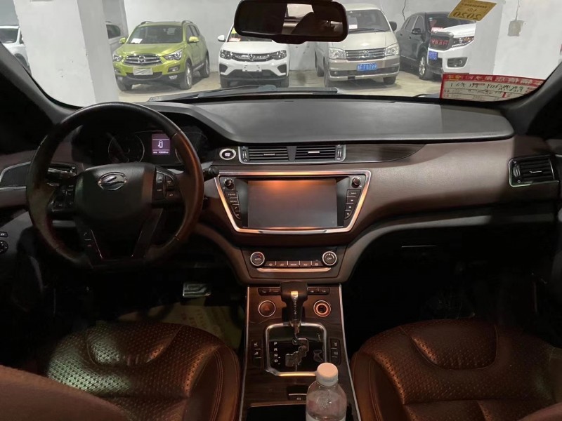 成都16年陆风X75