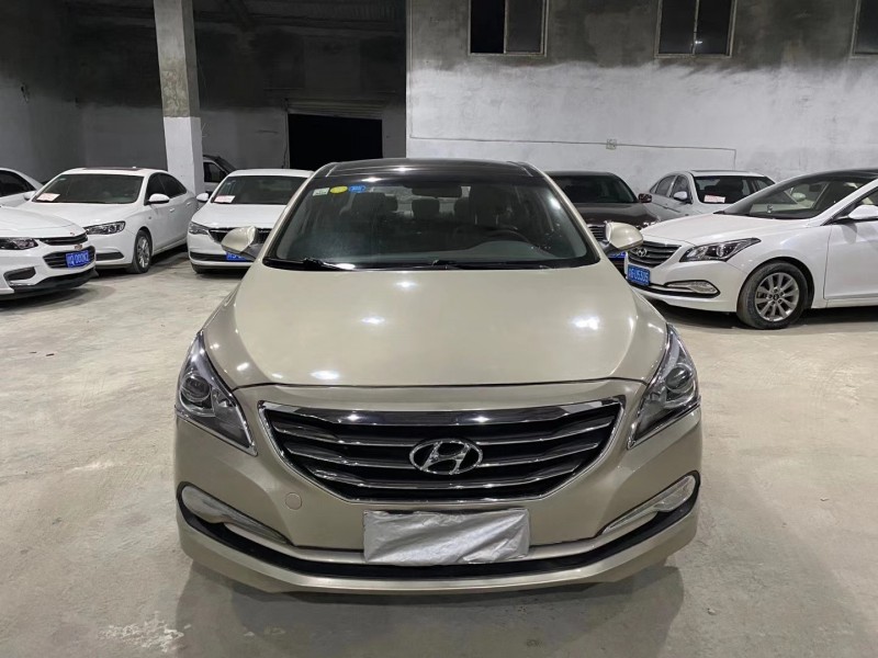 成都14年现代名图1