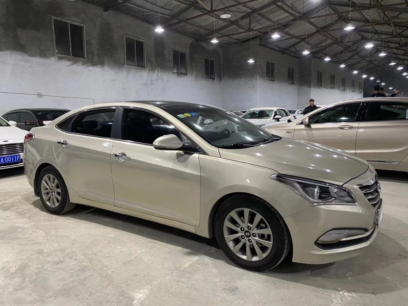 成都14年现代名图3