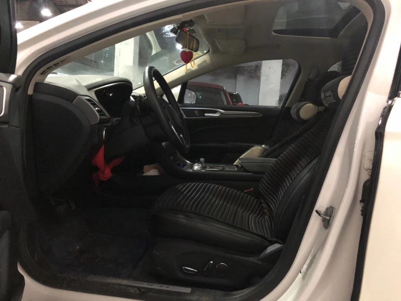 成都18年福特蒙迪欧4