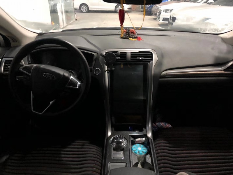 成都18年福特蒙迪欧5