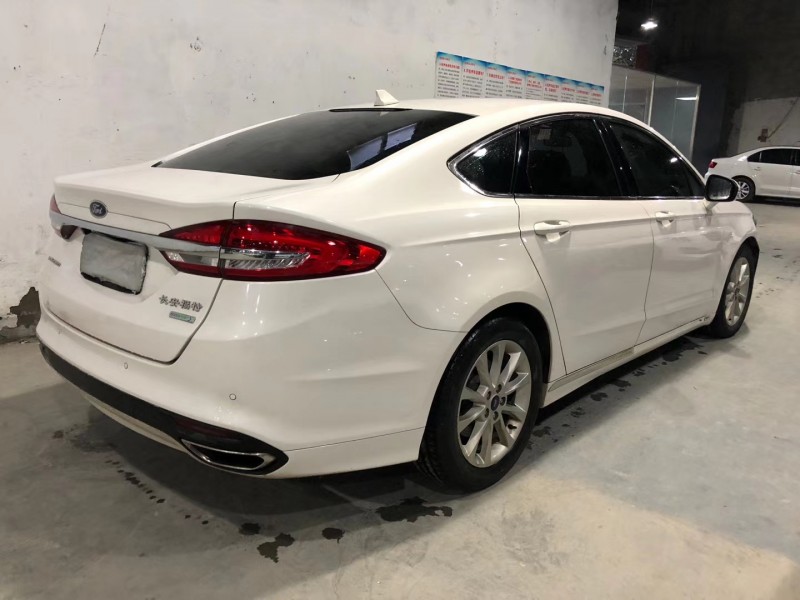 成都18年福特蒙迪欧7