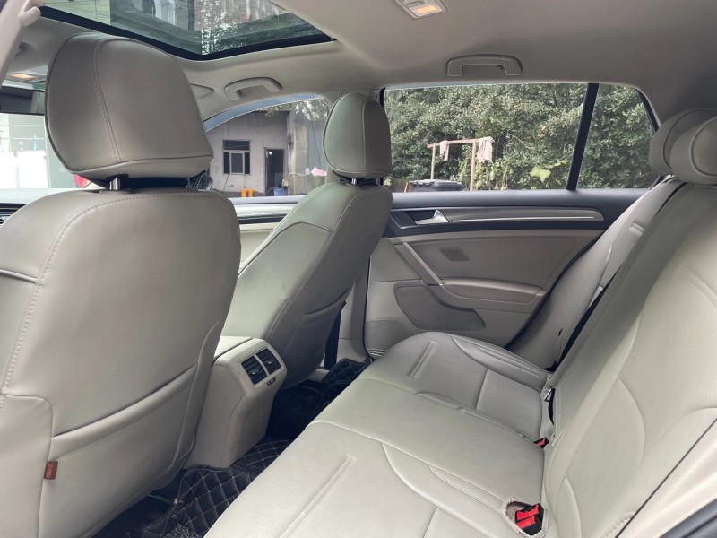 成都16年大众高尔夫6