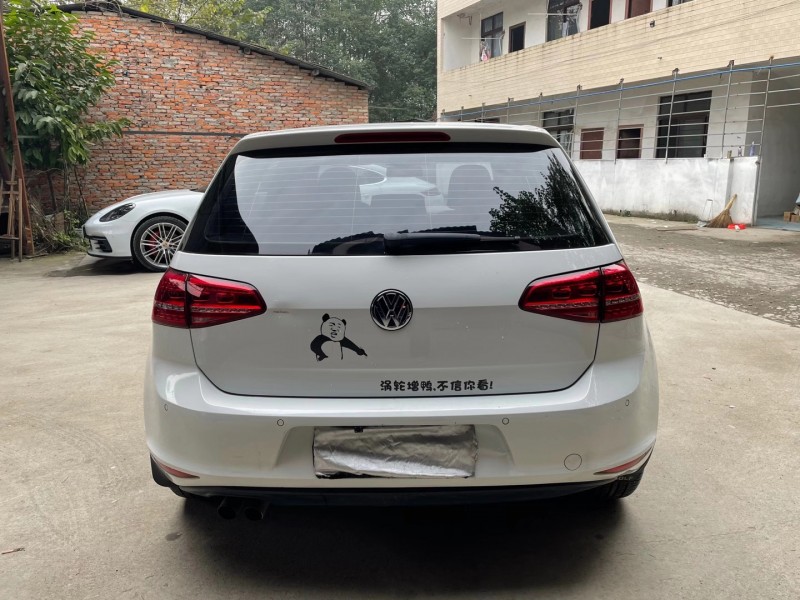 成都16年大众高尔夫8