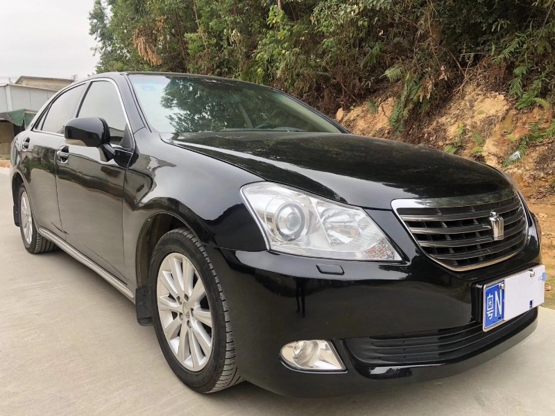 江门10年丰田皇冠3