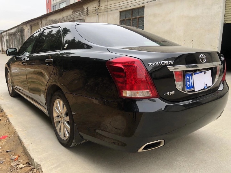 江门10年丰田皇冠7