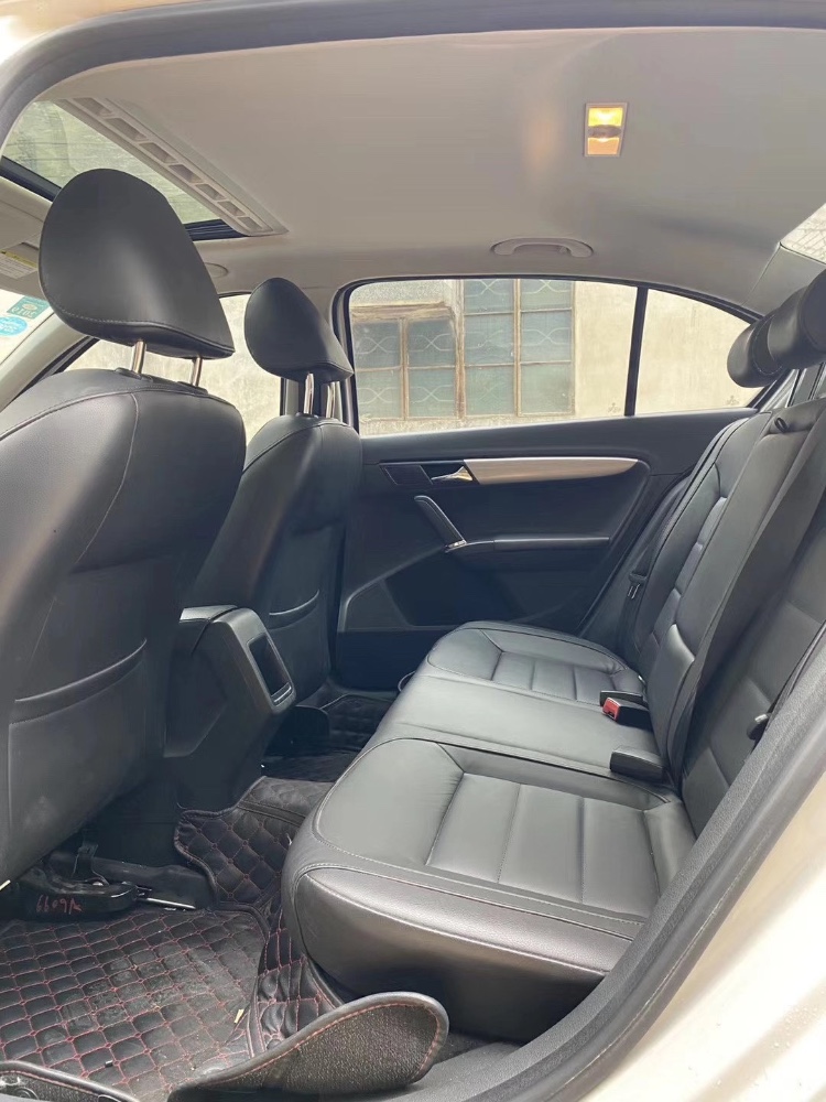 江门15年大众朗逸7