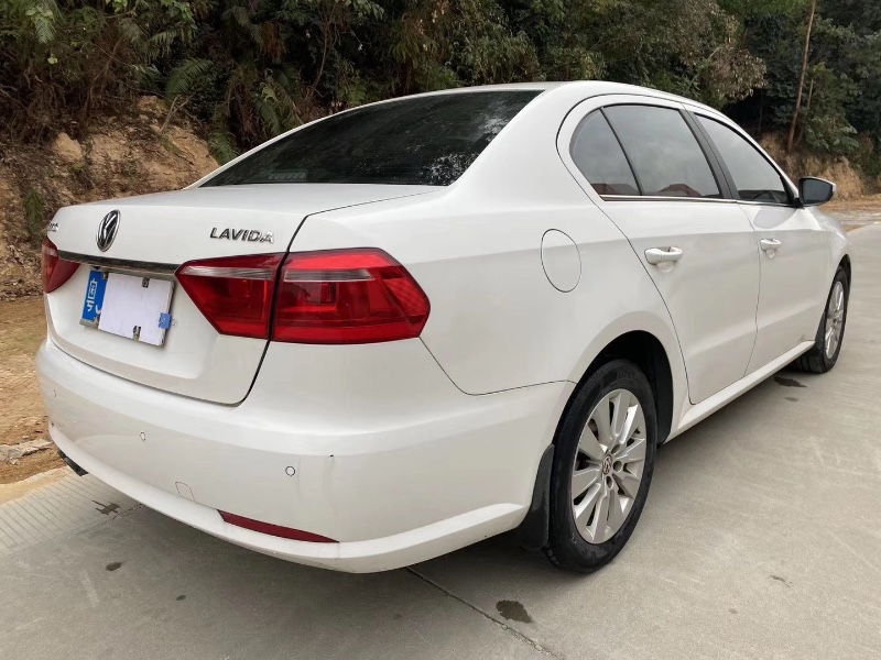 江门15年大众朗逸9