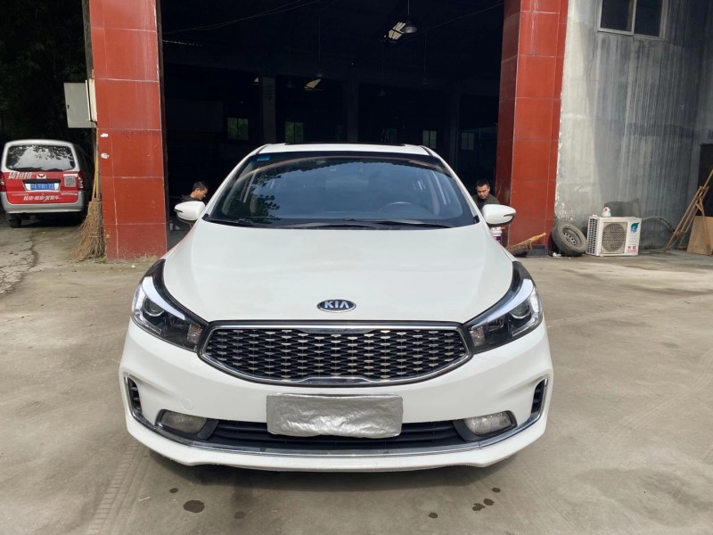 成都16年起亚K31